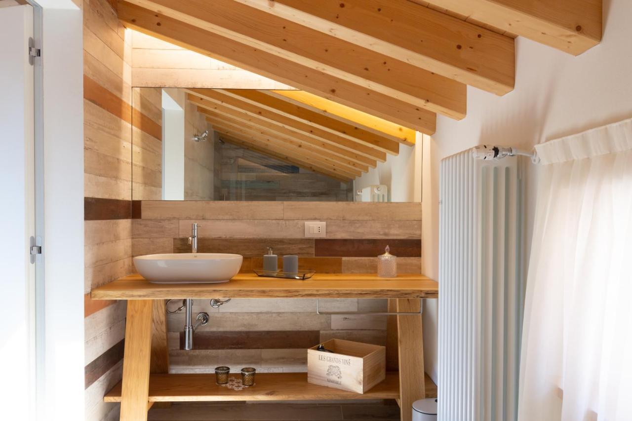 Toson D'Oro Bed & Breakfast 사비오네타 외부 사진
